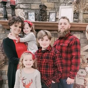 Meet your Posher, Candi